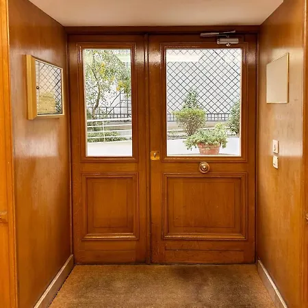 Celine 31 Bright Between Champs Elysee And Eiffel Tower アパート パリ