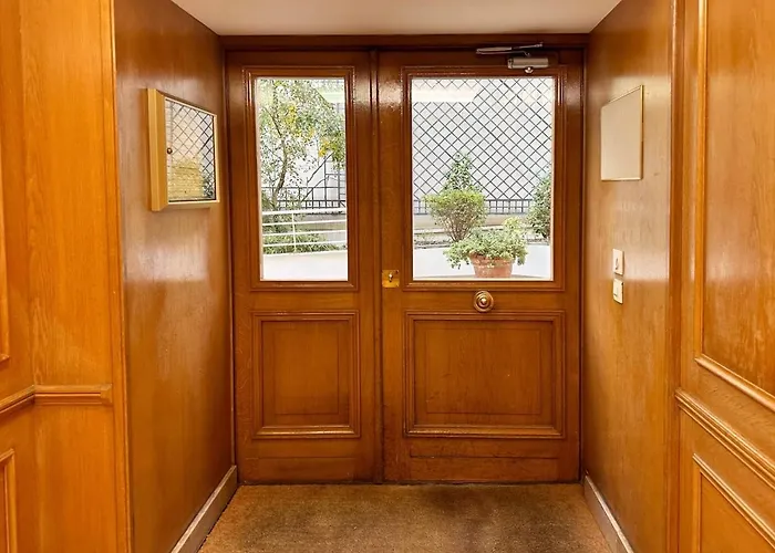 Celine 31 Bright Between Champs Elysee And Eiffel Tower Apartamento Paris