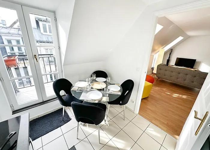 Appartamento Celine 31 Bright Between Champs élysée&eiffel Tower Parigi