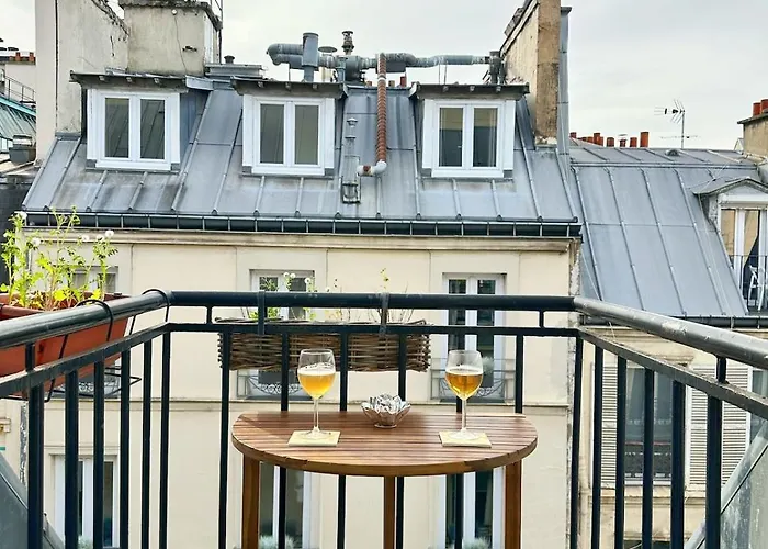 Celine 31 Bright Between Champs Elysee And Eiffel Tower *